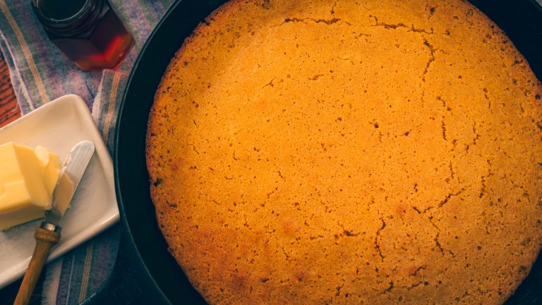 Cast Iron Cornbread